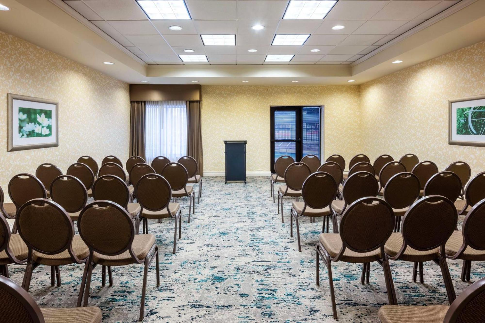Hilton Garden Inn Dallas Lewisville Exterior photo